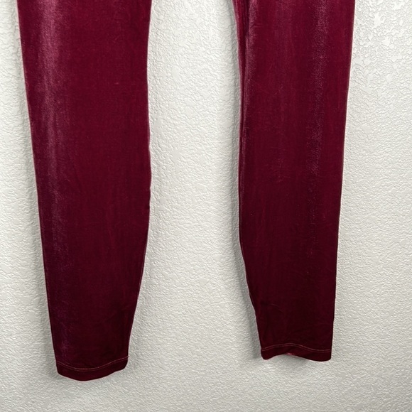 J. Crew Pink Rose Velvet Skinny Pants Size Small New with tags! - Picture 3 of 7